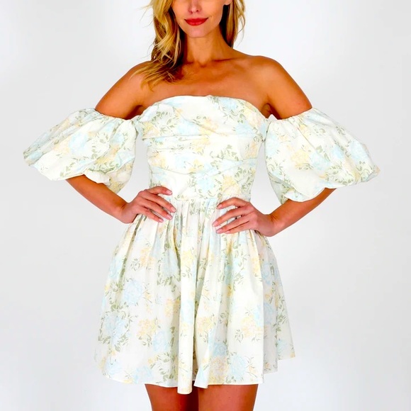 Shabby Chic Dresses & Skirts - Off shoulder puff sleeve dress